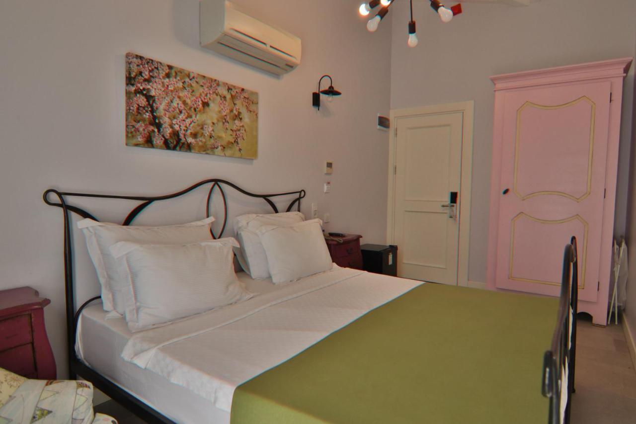 Alacaat Otel Alacati Exterior photo