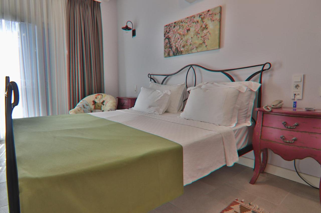 Alacaat Otel Alacati Exterior photo