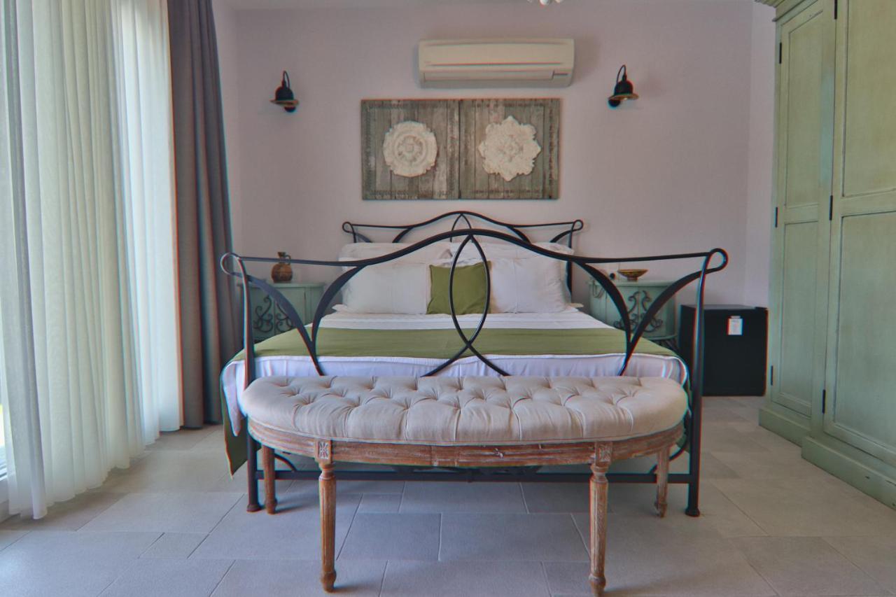 Alacaat Otel Alacati Exterior photo