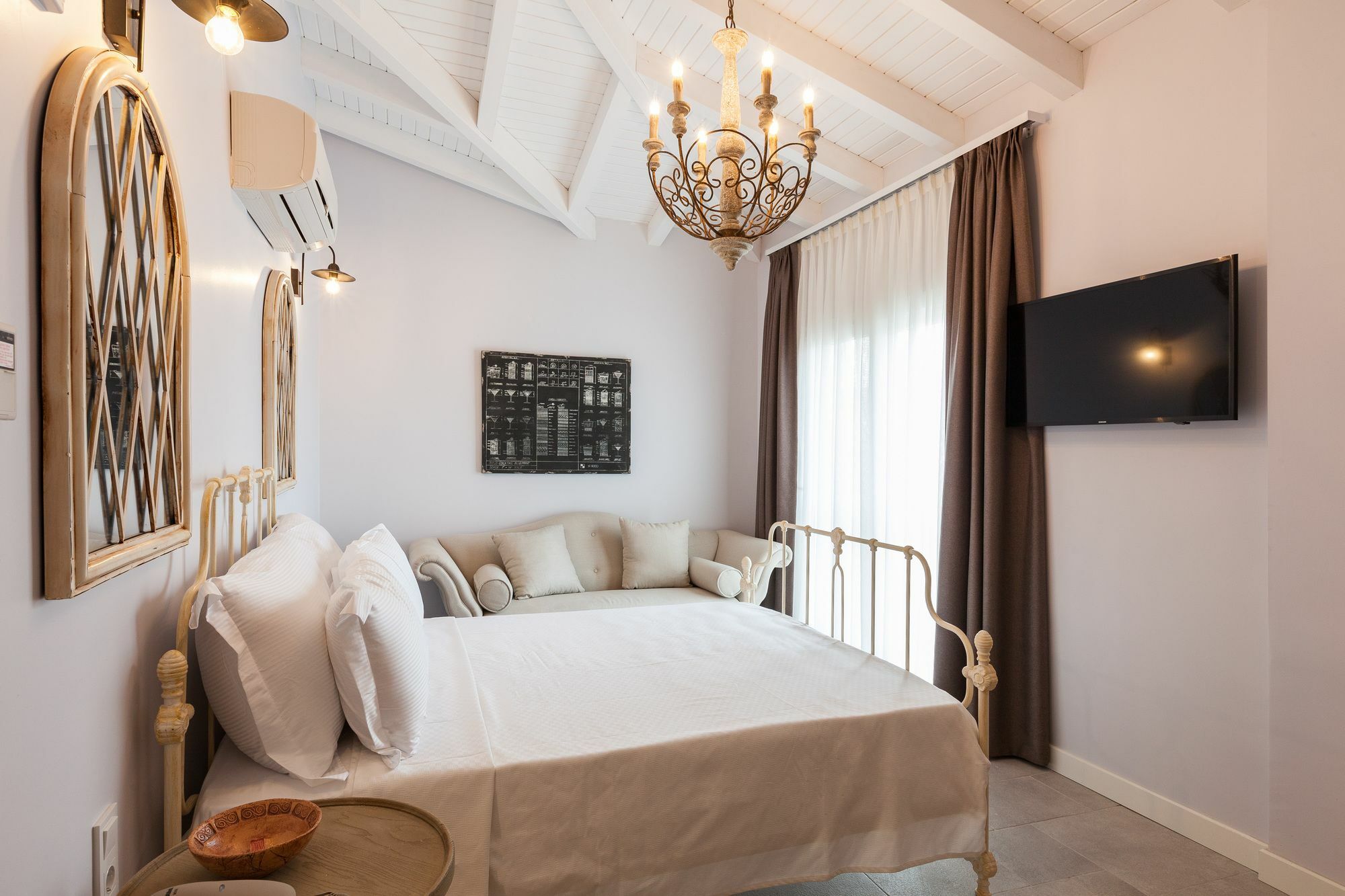 Alacaat Otel Alacati Exterior photo