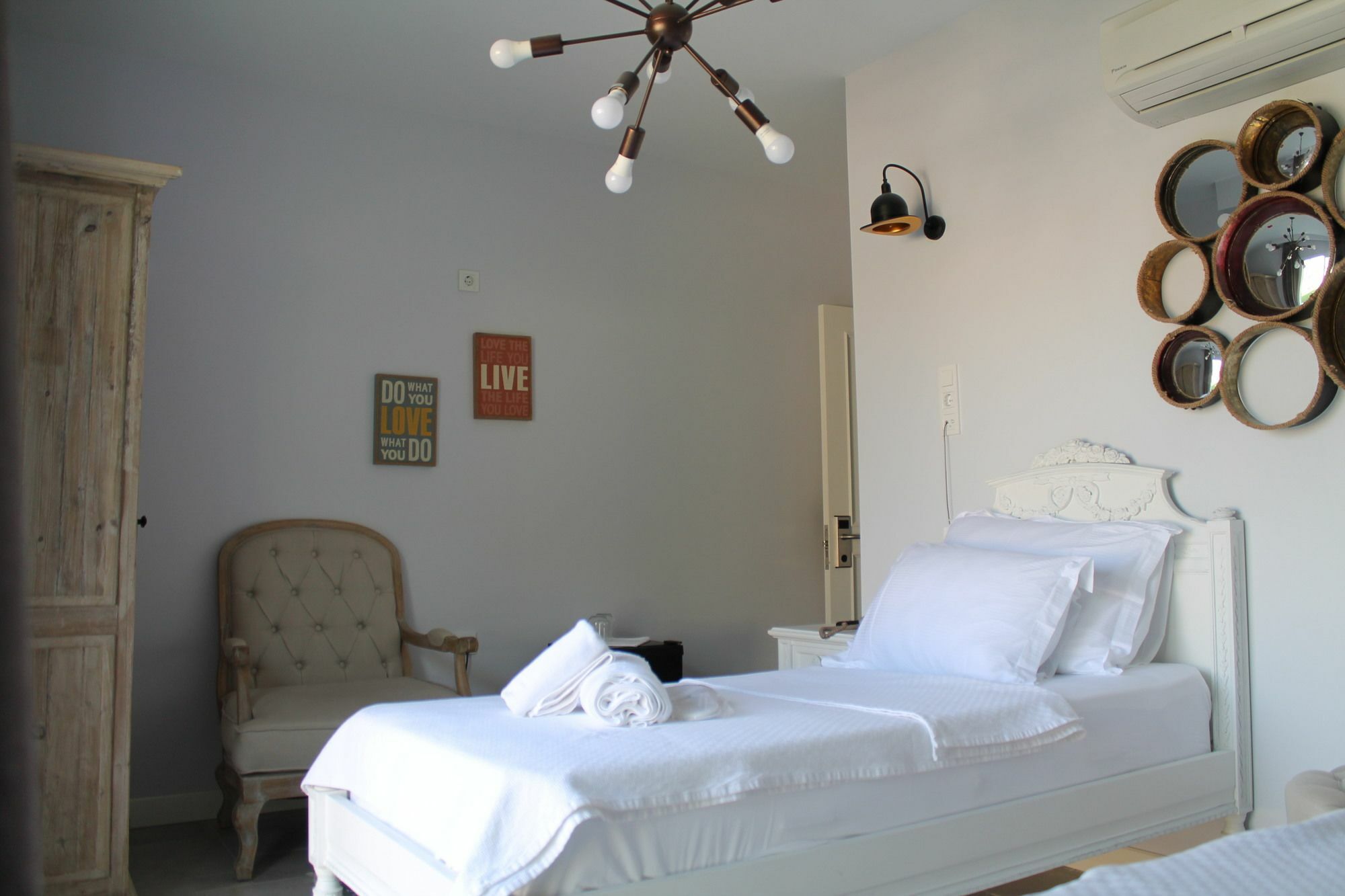 Alacaat Otel Alacati Exterior photo