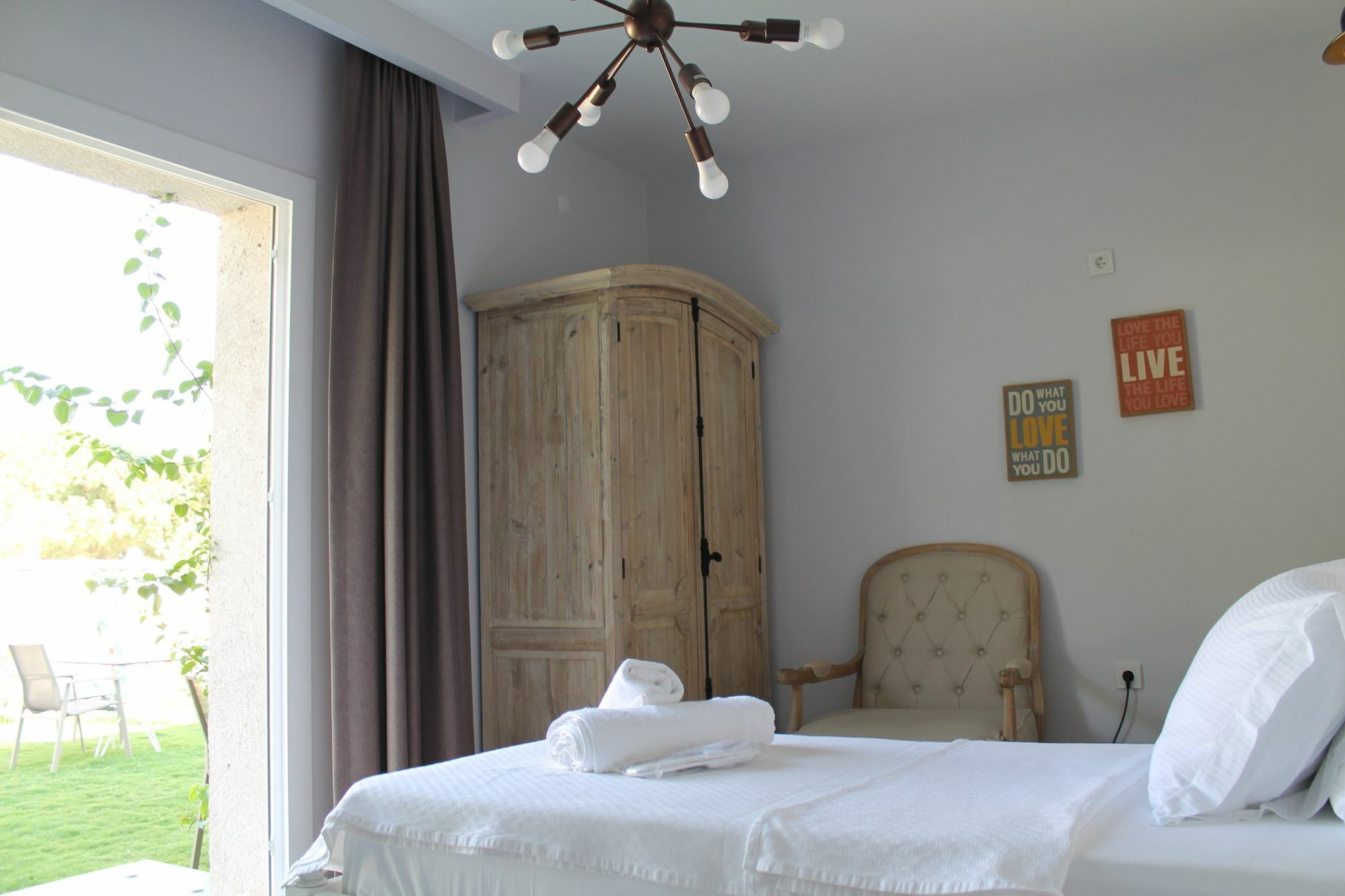 Alacaat Otel Alacati Exterior photo